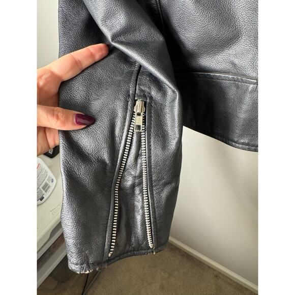 Bermans Vintage Black Leather Motorcycle Jacket Size 40 - Picture 9 of 10